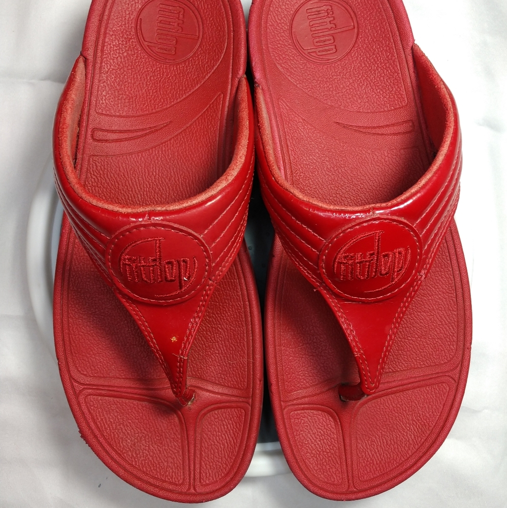 Fitflop LULU Leather Toe-Post Sandals